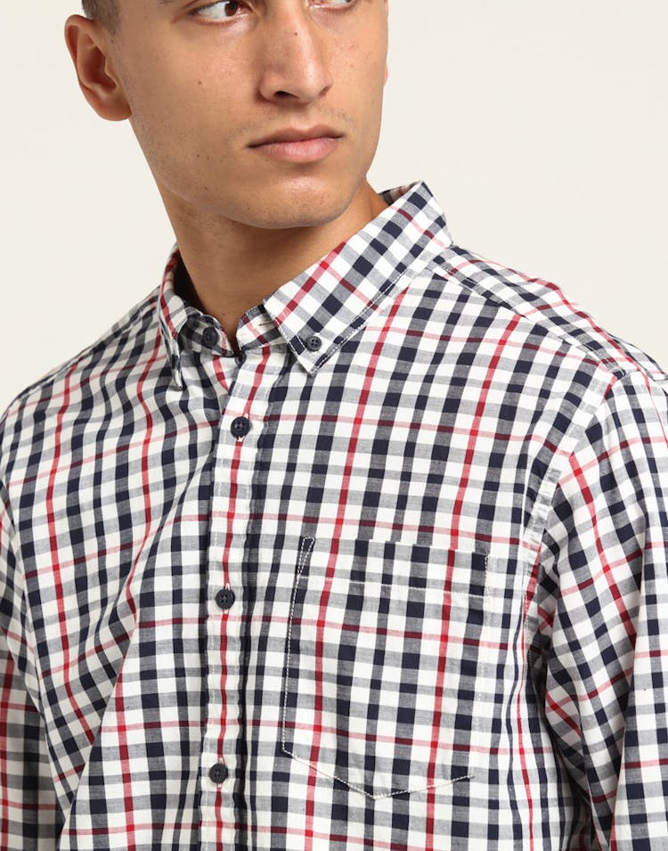 Patagonia Bluffside Button up White/red/navy