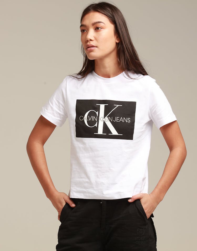 Calvin Klein Women's Iconic Monogram Box Straight White/Black