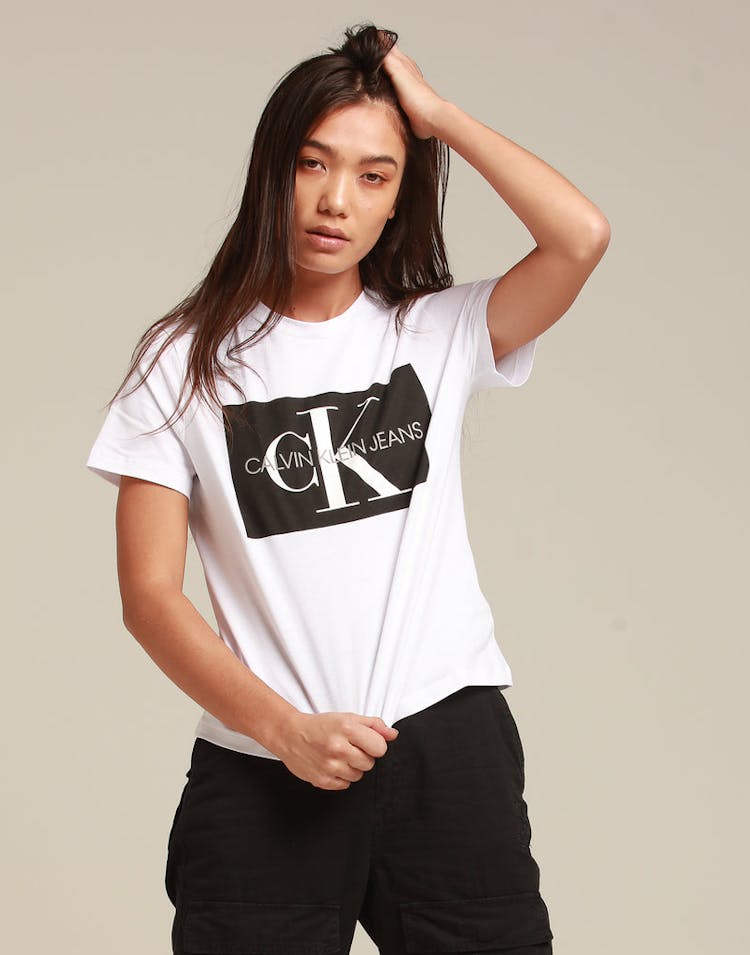 Calvin Klein Women's Iconic Monogram Box Straight White/Black