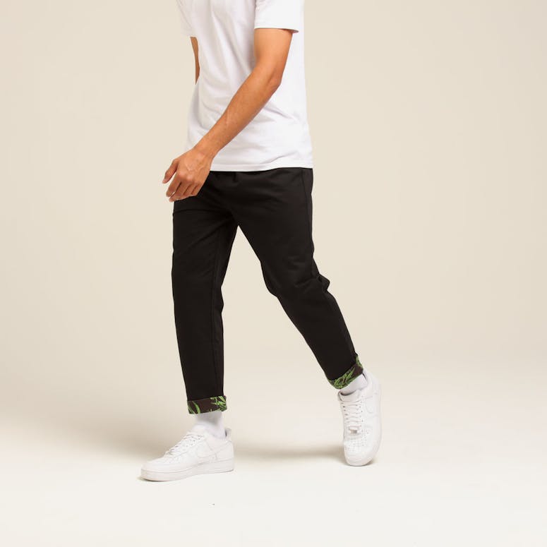 Grand Scheme Core Chinos Black
