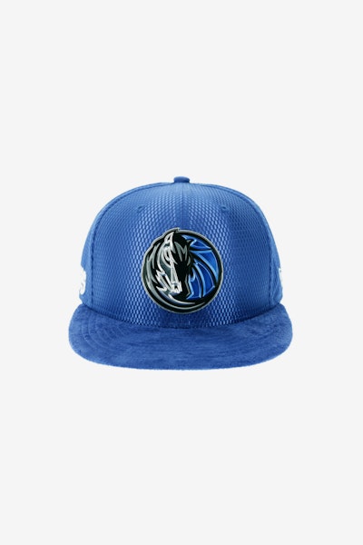 New Era Dallas Mavericks 9FIFTY On-Court Collection Draft Snapback Royal