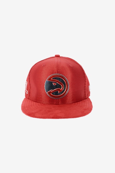New Era Atlanta Hawks 9FIFTY On-Court Collection Draft Snapback Red