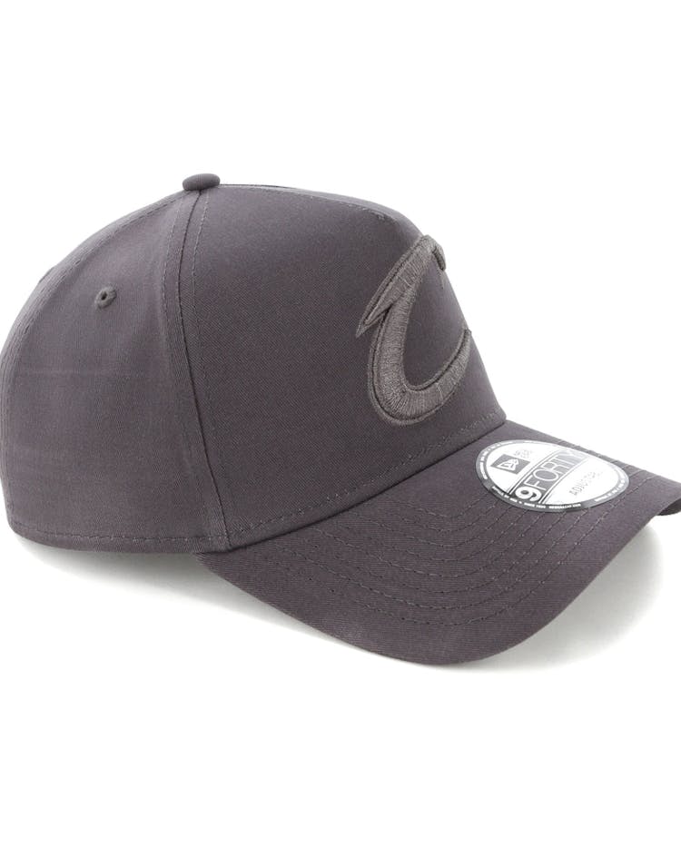 New Era Cleveland Cavaliers 9FORTY A-Frame Snapback Iron Gate
