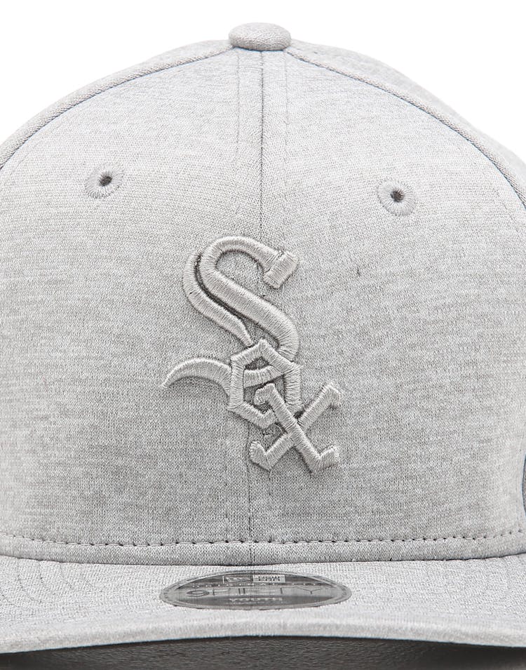 New Era Youth Chicago White Sox 9FIFTY Original Fit Snapback Grey Shadow Tech