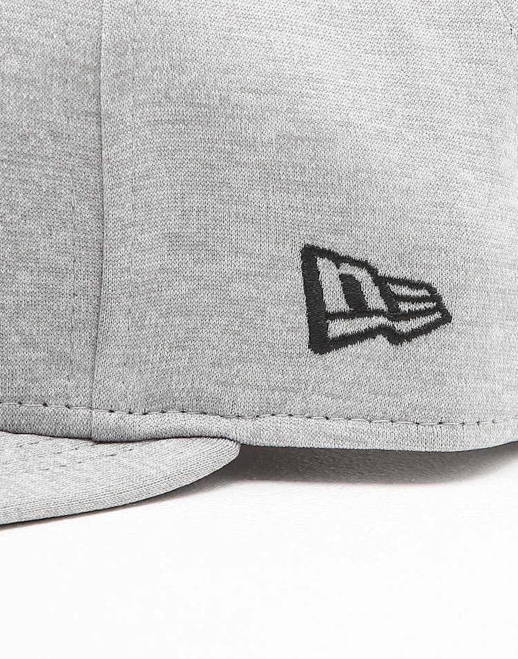 New Era Youth Chicago White Sox 9FIFTY Original Fit Snapback Grey Shadow Tech