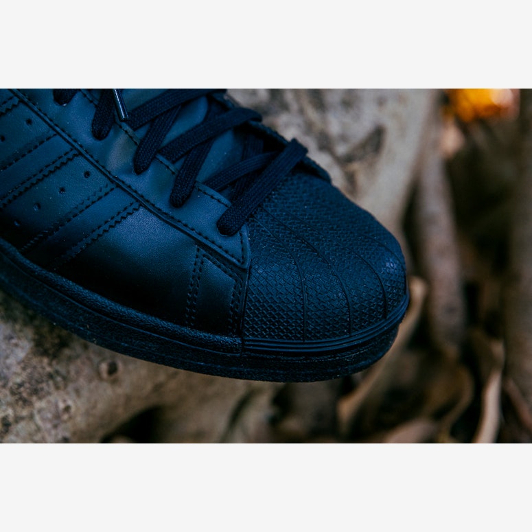Superstar Foundation Shoe Black/black/bla