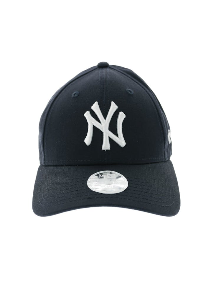 New Era Women's Yankees 9FORTY Strapback Navy/white