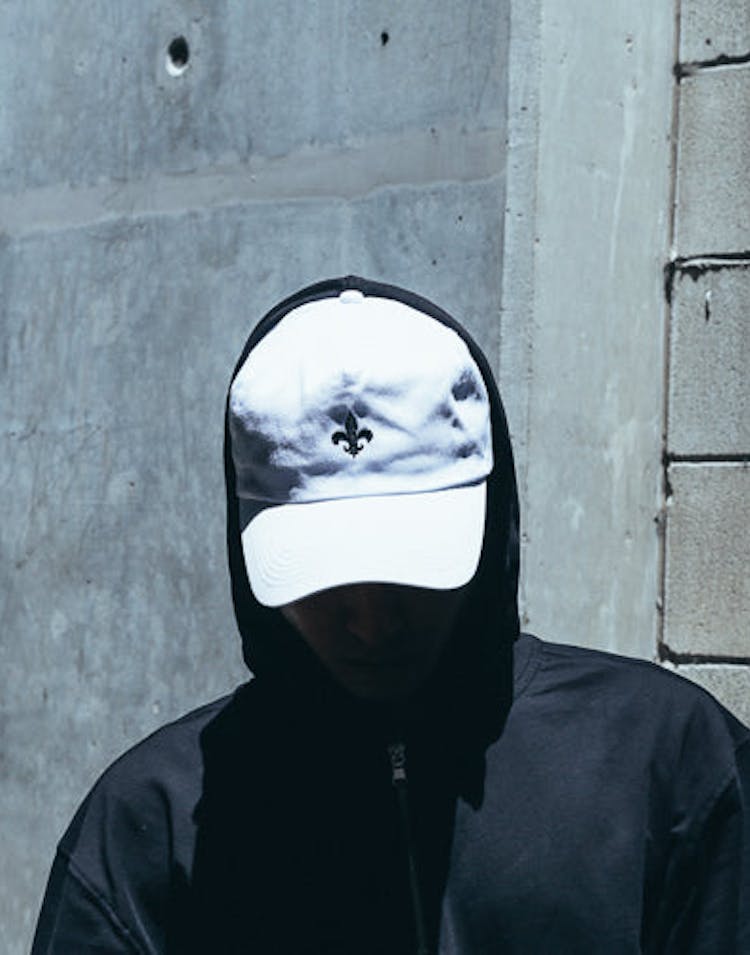 Fleur Strapback White/black
