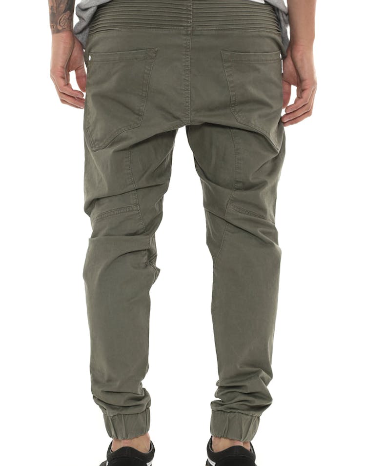 Nena and Pasadena Destroyer Chino Green