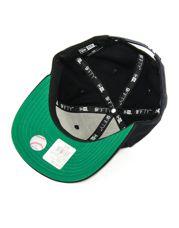 New Era Braves 9FIFTY Precurved Original Fit Snapback Navy/white