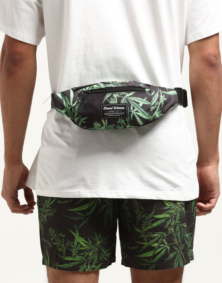 GRAND SCHEME MAUI WOWIE BUMBAG BLACK