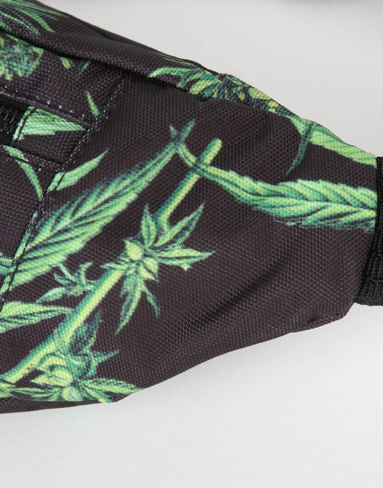 GRAND SCHEME MAUI WOWIE BUMBAG BLACK