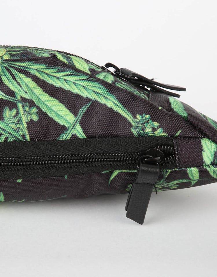 GRAND SCHEME MAUI WOWIE BUMBAG BLACK