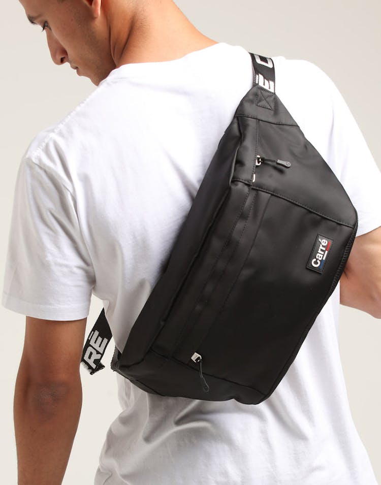 Carré Marked Sling Bag Black