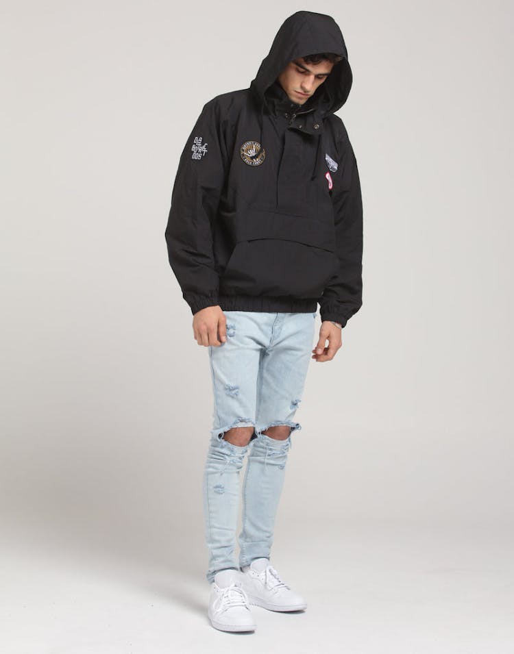 District Goods Scepter Windbreaker Black