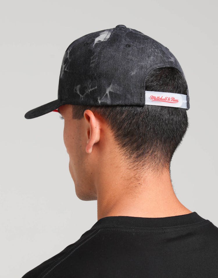 Mitchell & Ness Chicago Bulls Acid Wash Snapback Acidwash