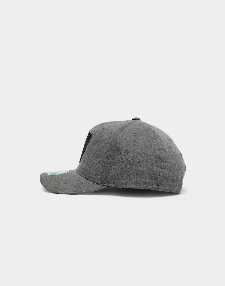 Mitchell & Ness Raiders Washed Denim 110 Snapback Washed Grey