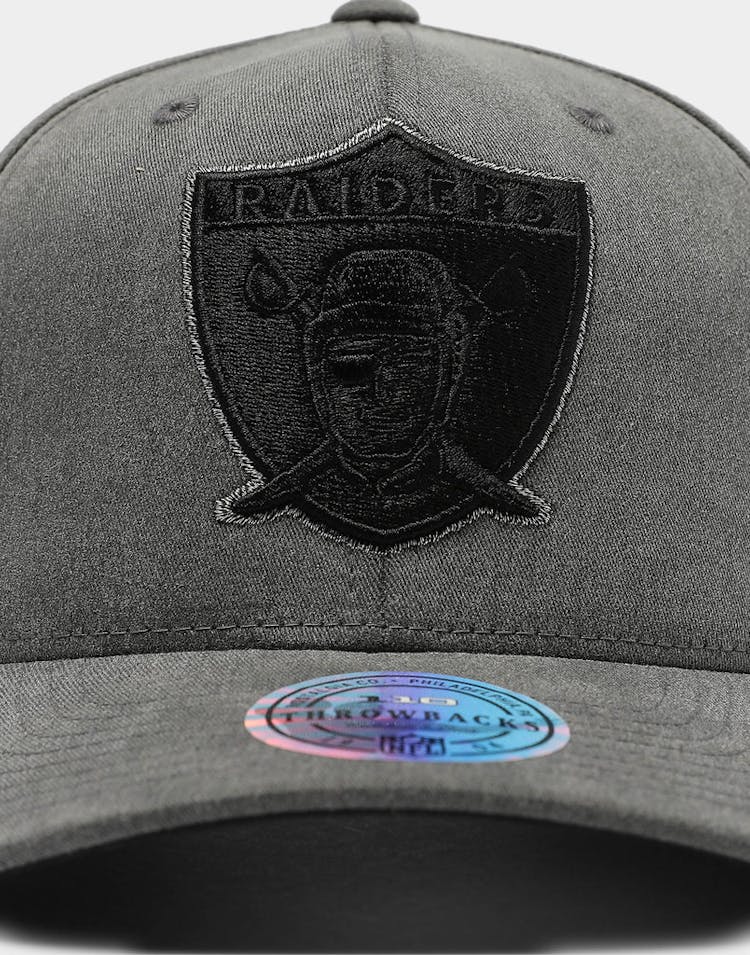 Mitchell & Ness Raiders Washed Denim 110 Snapback Washed Grey