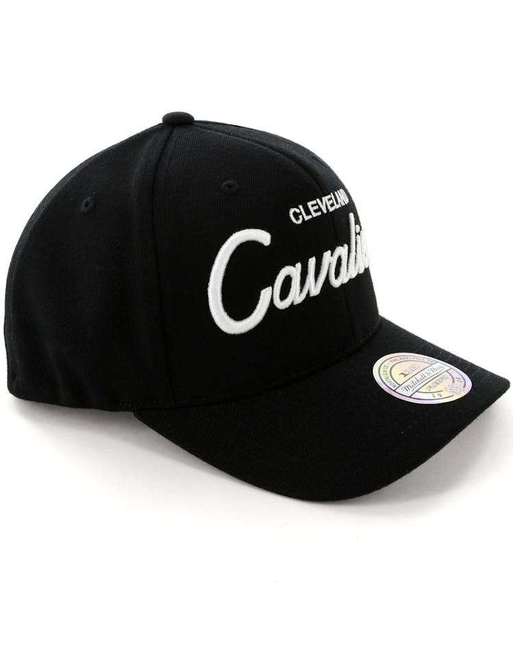 Mitchell & Ness Cleveland Cavaliers 110 Team Script Snapback Black