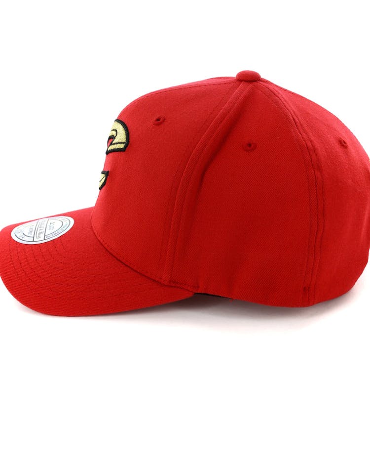 Mitchell & Ness Cleveland Cavaliers 110 Snapback Red/Gold