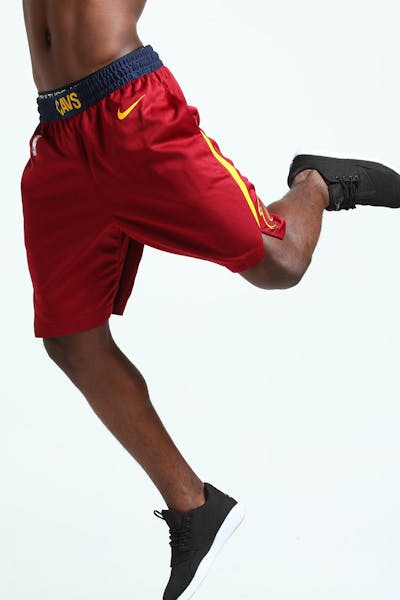 Nike Cleveland Cavaliers Swingman Short Road 18 Red/Gold