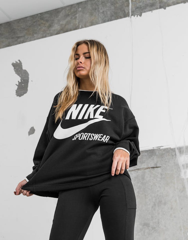 Nike Women's Sportswear Crew Black