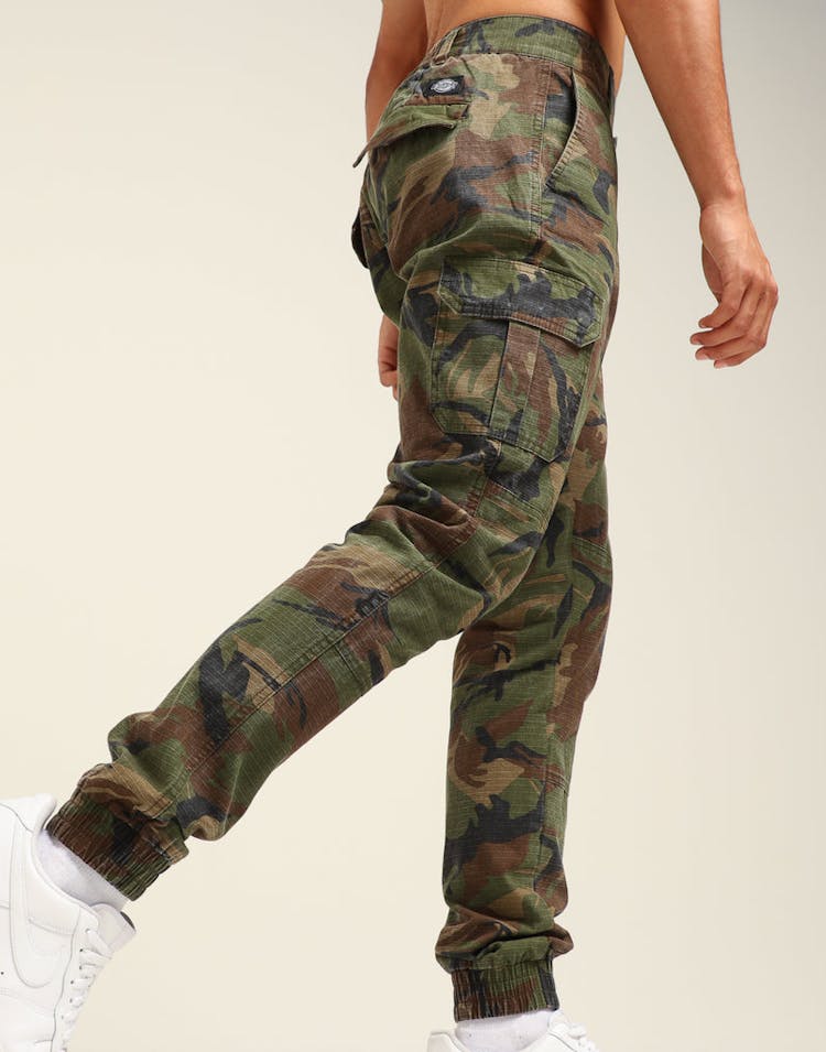 Dickies Baytown Camo Cuffed Cargo Pant Camo