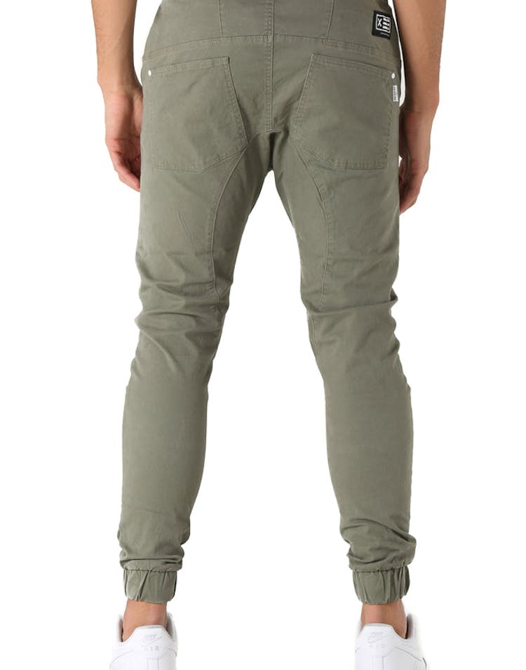 Nena and Pasadena Commander Elastic Ankle Chino Dusty Olive