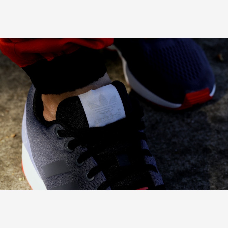 ZX Flux Charcoal/white
