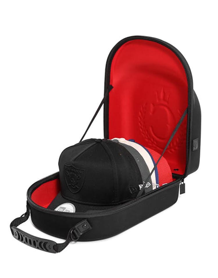Culture Kings Cap Carrier 6pk Black/scarlet