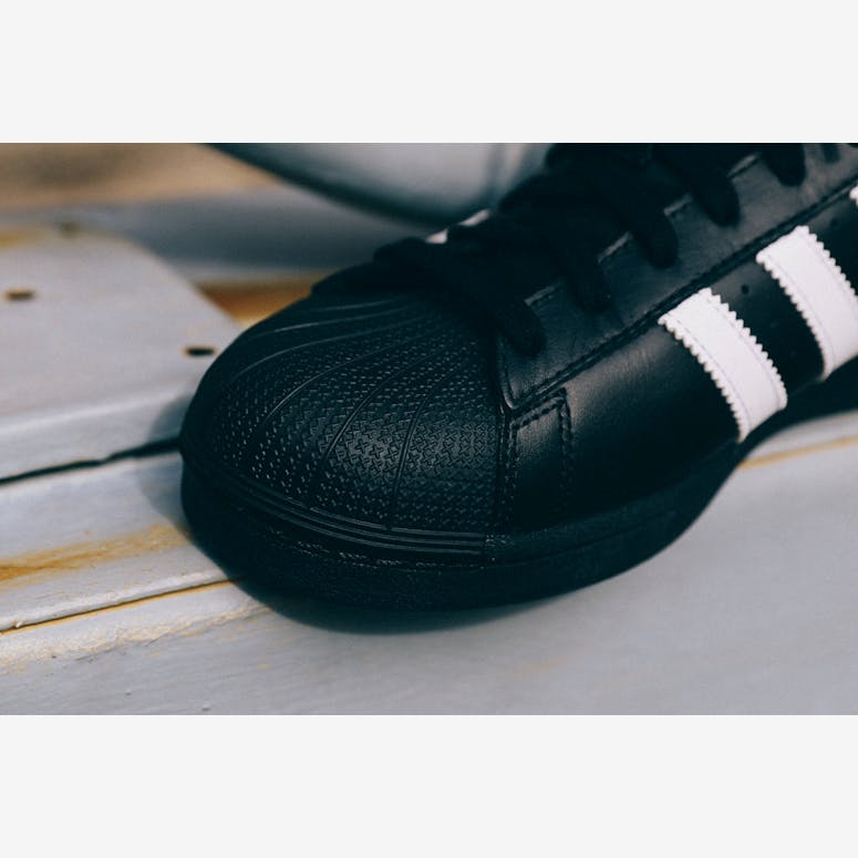 Superstar Foundation Shoe Black/white