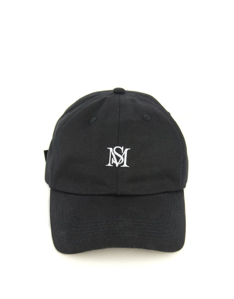 Invader Precurve Strapback Black