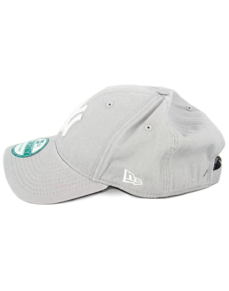 New Era Yankees Washed 9FORTY Strapback Grey/white