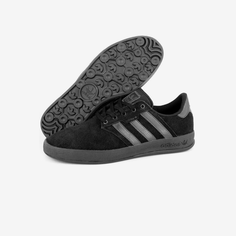 Seeley Cup Shoe Black
