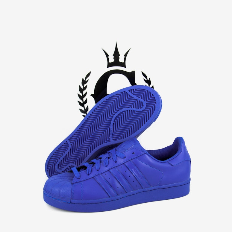 Superstar Pharrell Royal