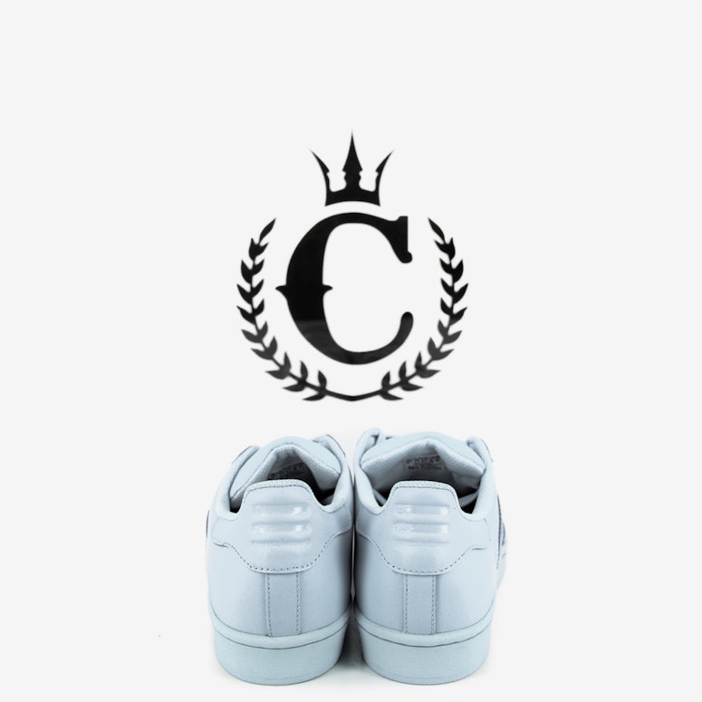 Superstar Pharrell Blue