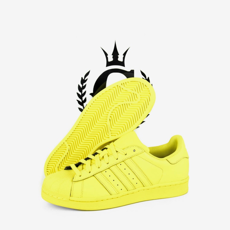 Superstar Pharrell Yellow