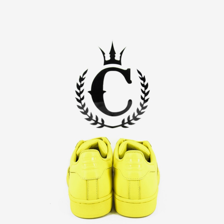 Superstar Pharrell Yellow