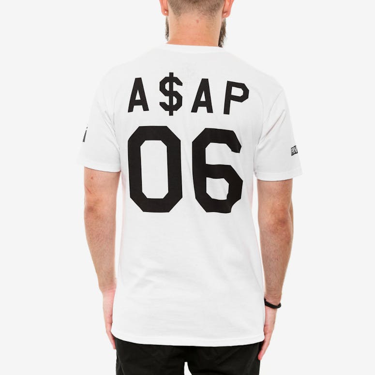 06 Tee White