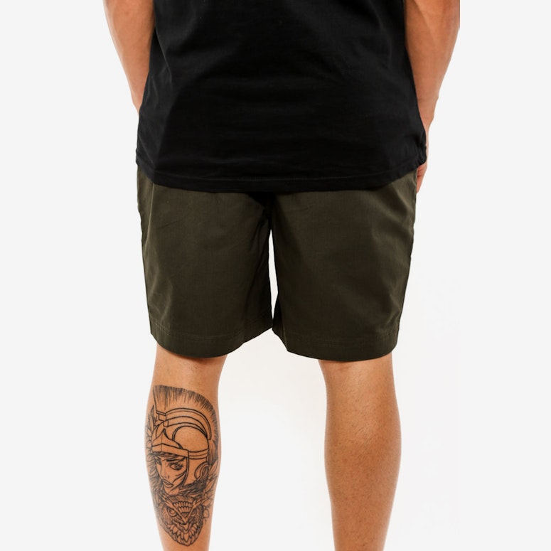 Curb Short Army Green/brow