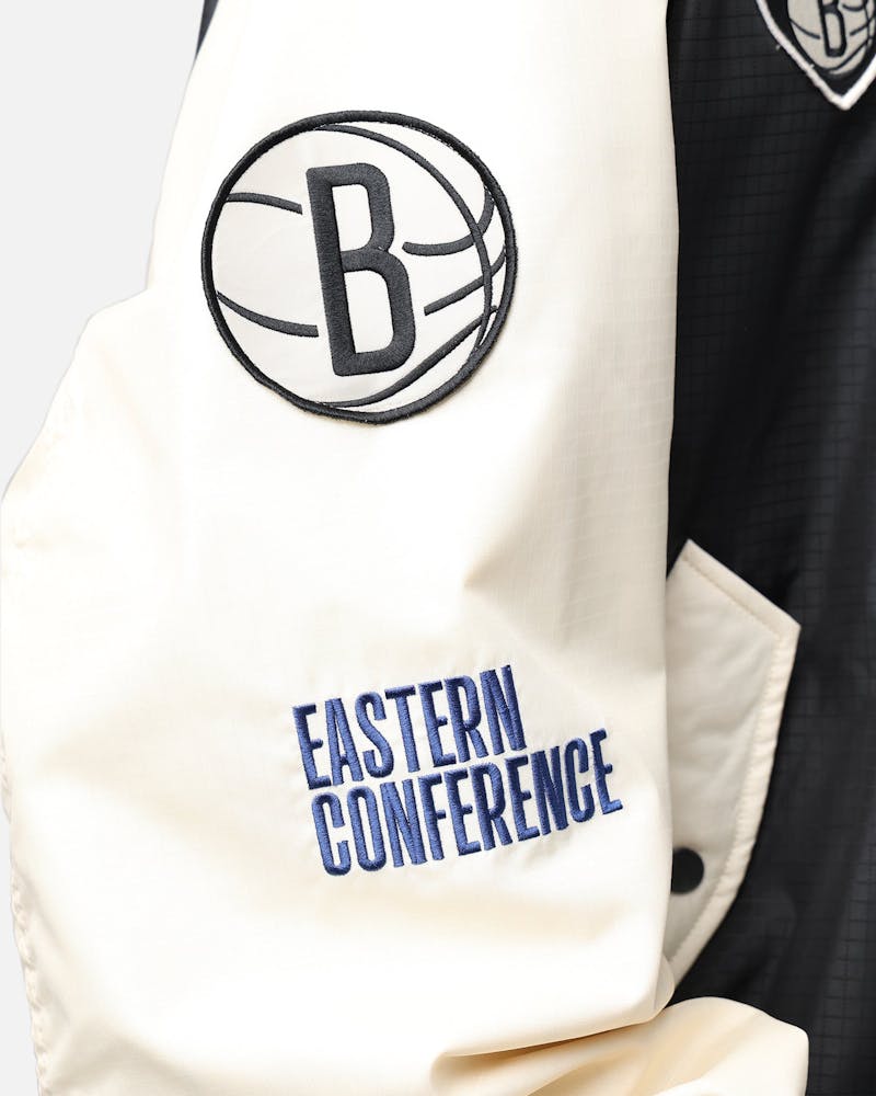 New Era X Alpha Industries Brooklyn Nets L-2B Bomber Jacket Black thumbnail - 9
