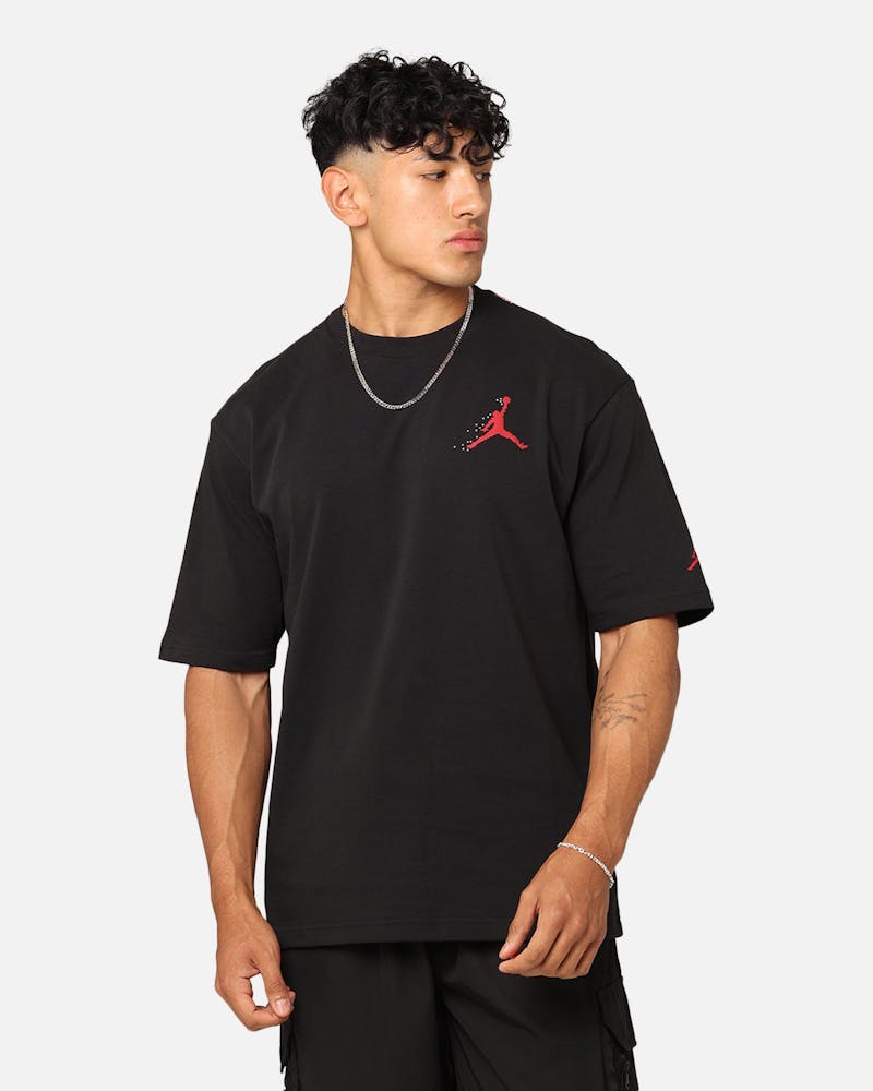 Jordan Flight Essentials Holiday T-Shirt Black thumbnail - 1