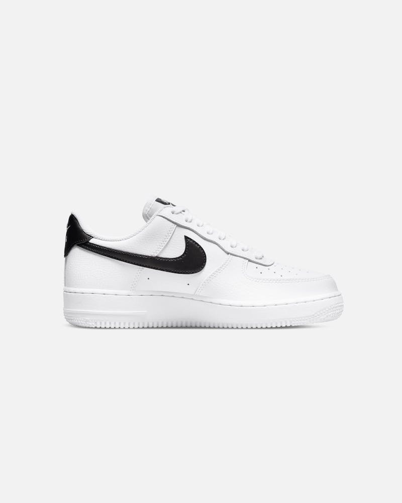 Nike Women's Air Force 1 '07 White/Black thumbnail - 3