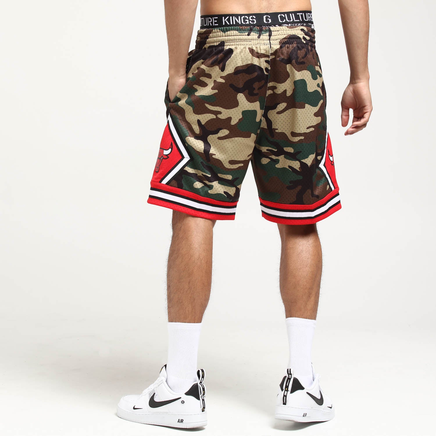 bulls camo shorts