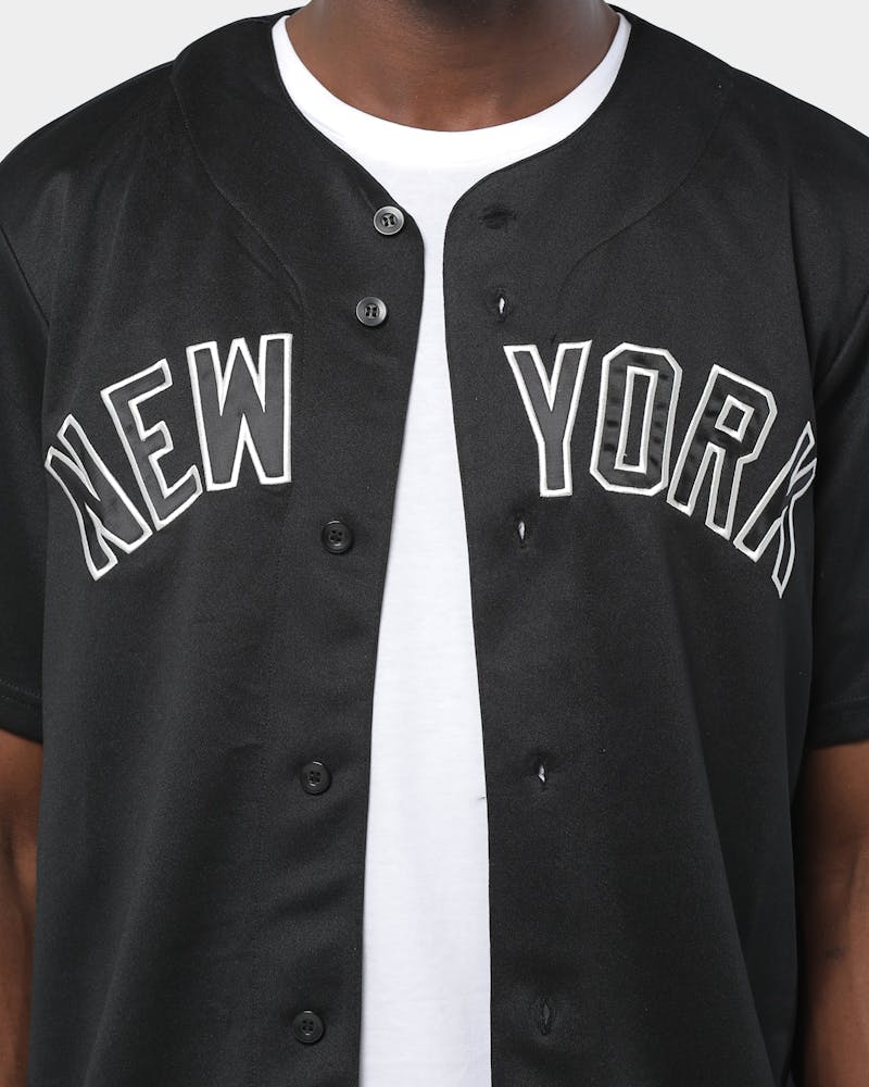 Majestic Athletic New York Yankees Replica Baseball Jersey Black