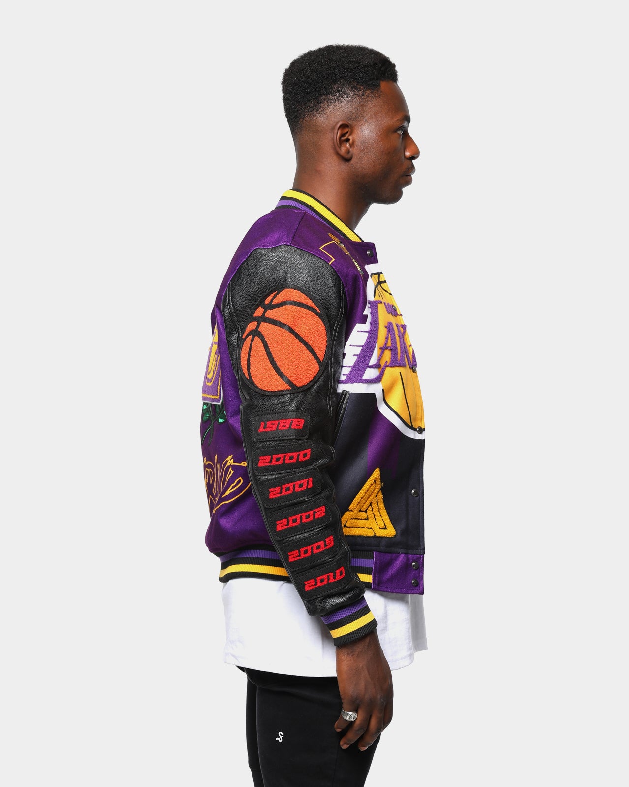 black pyramid lakers jacket