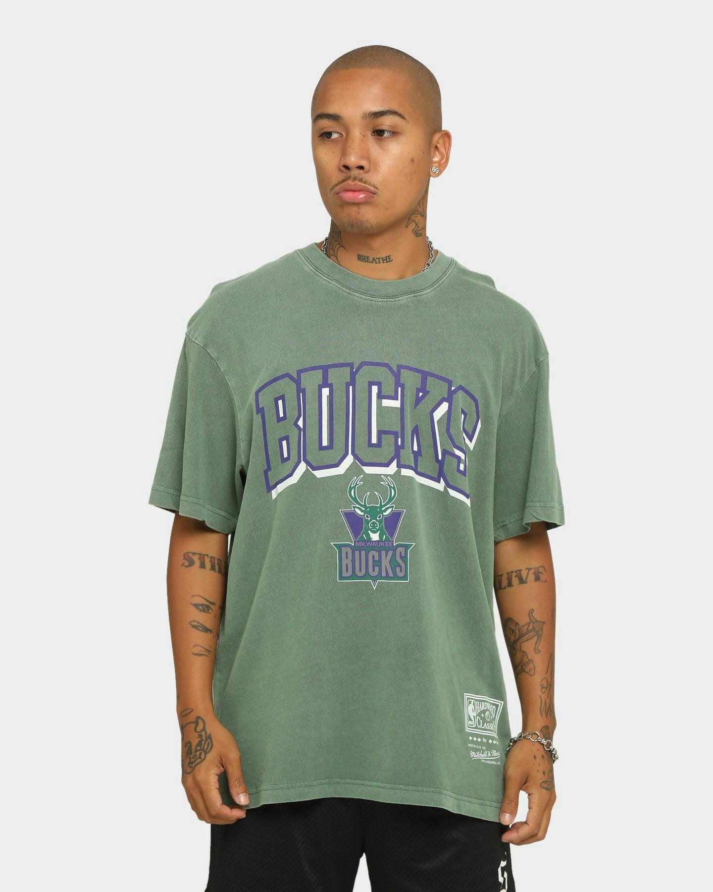 milwaukee bucks vintage shirt