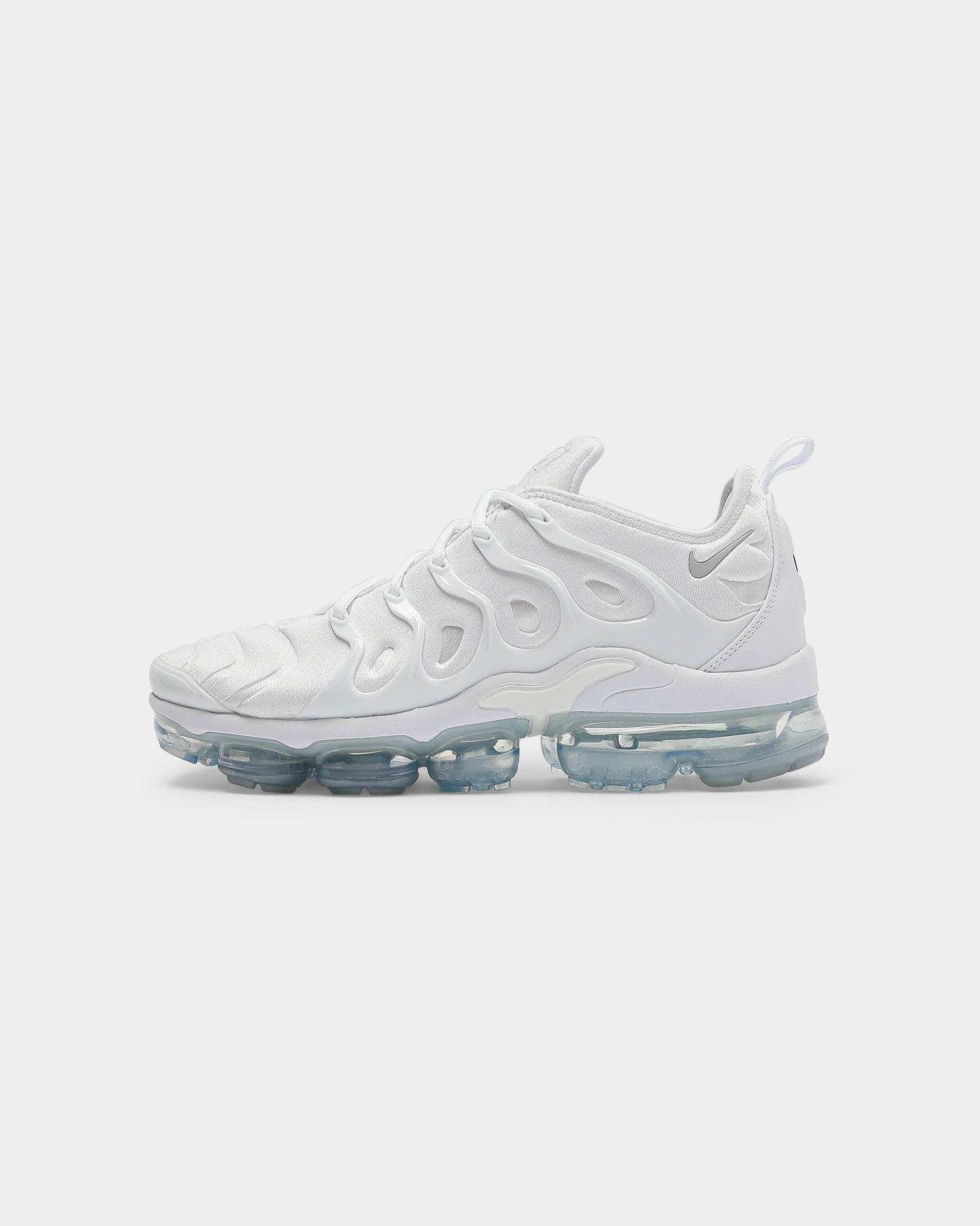 vapormax plus white and gold