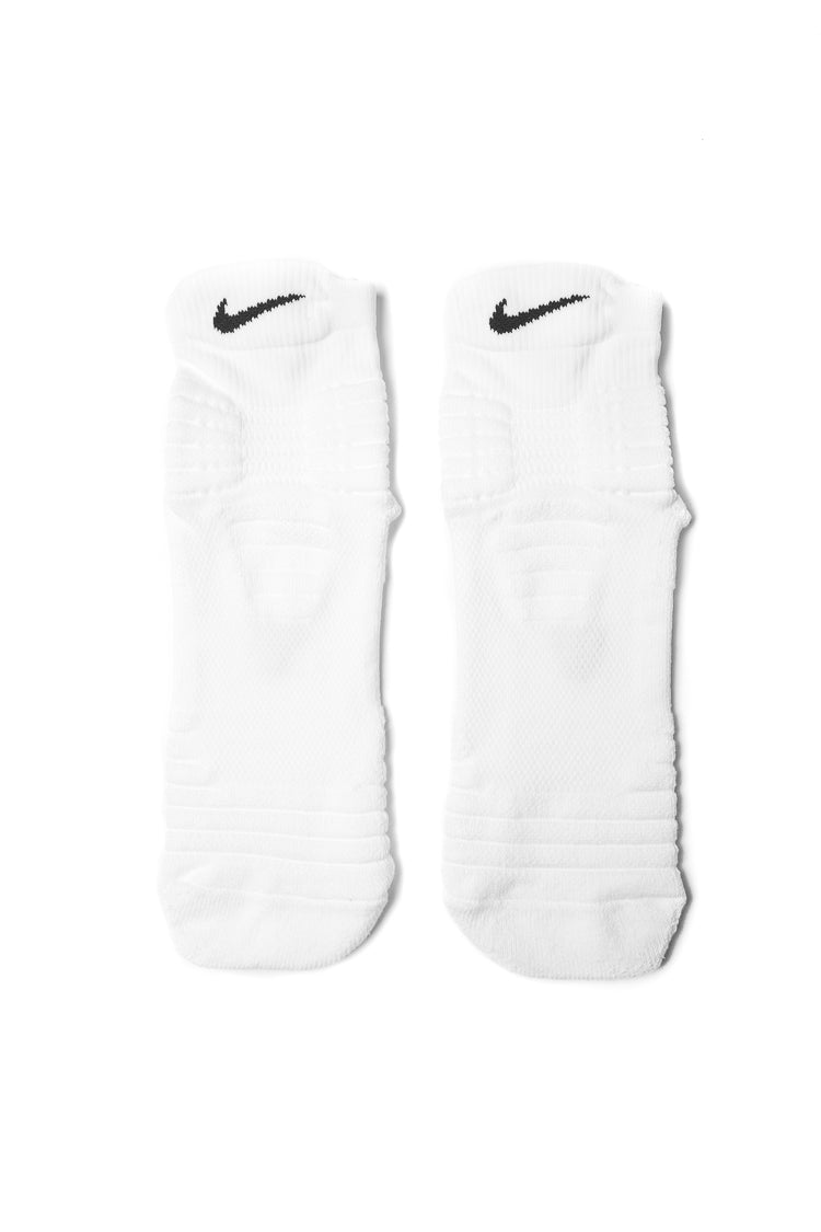 nike elite versatility socks mid