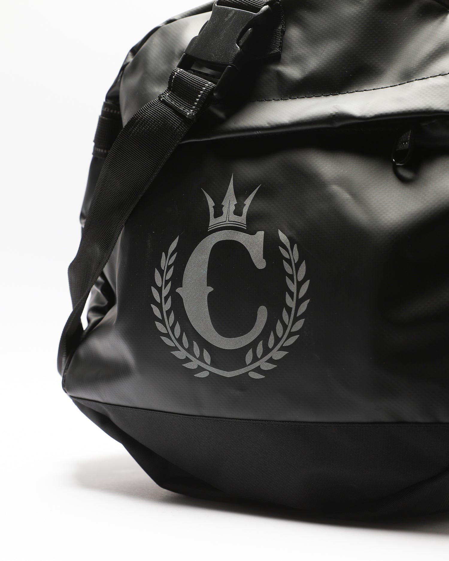 culture kings duffle bag for sale